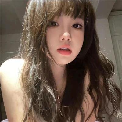 扫来个女神 海报