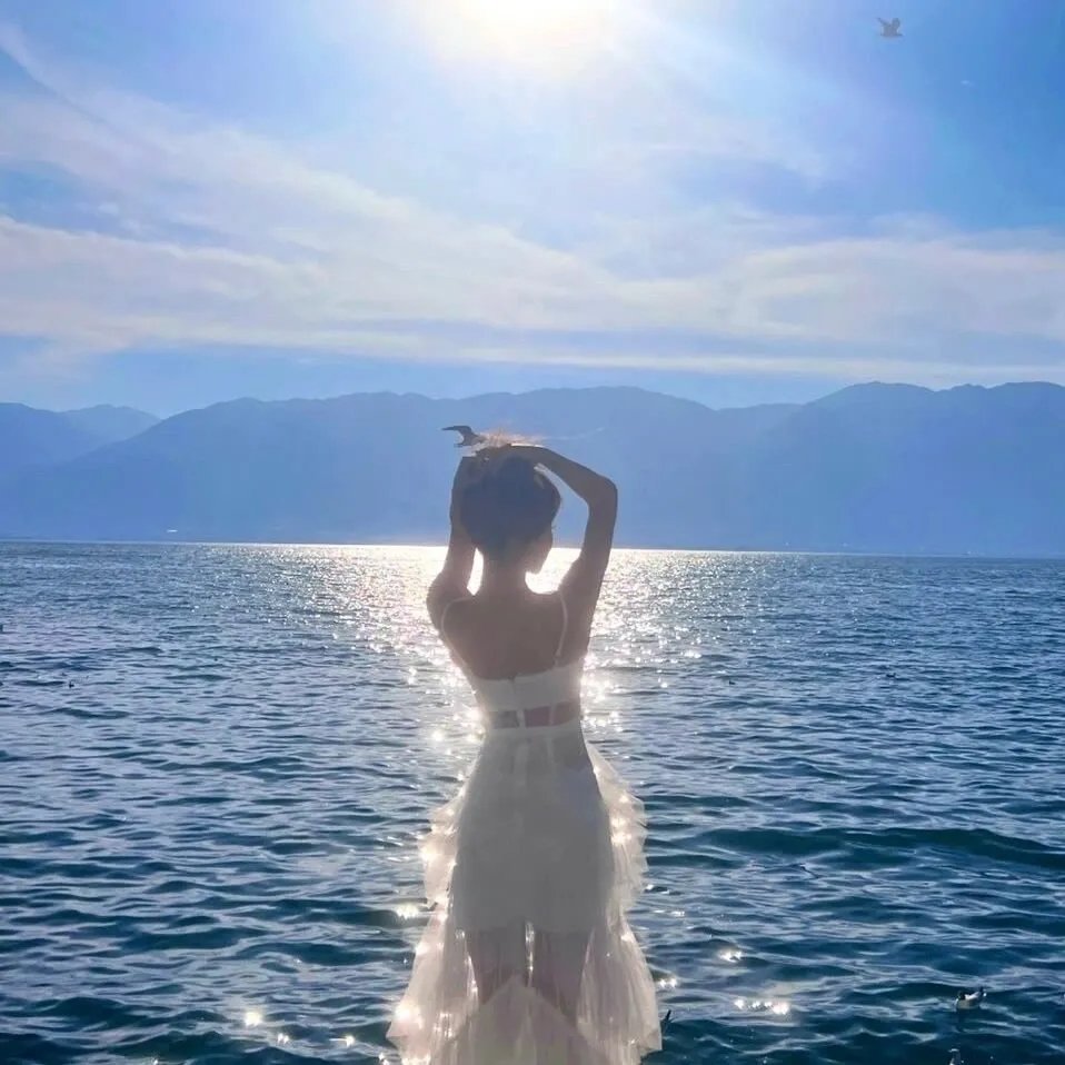 岩洞惊魂 海报